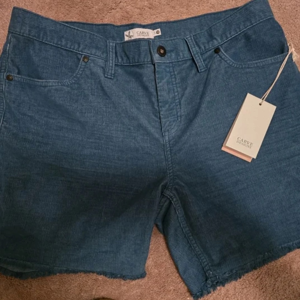 Carve Designs corduroy shorts NWT